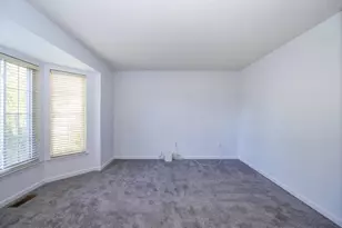 7798 Greene Farm Dr, Ypsilanti, MI 48197 - Photo 13