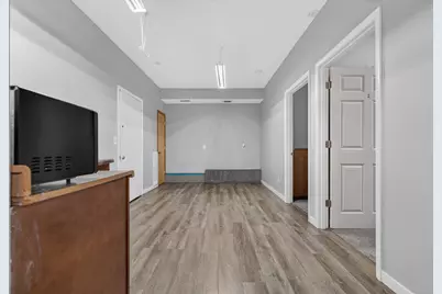 29 Monroe Street, Hillsdale, MI 49242 - Photo 13