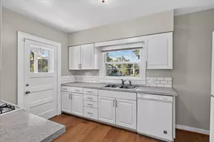 1159 Benjamin Ave SE, Grand Rapids, MI 49506 - Photo 13