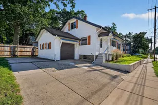 1159 Benjamin Ave SE, Grand Rapids, MI 49506 - Photo 3