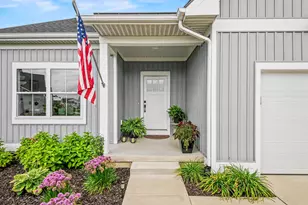 509 Sun Vale Ln, Grandville, MI 49418 - Photo 3