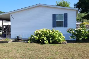 7309 White Swan Ln, Ludington, MI 49431 - Photo 1