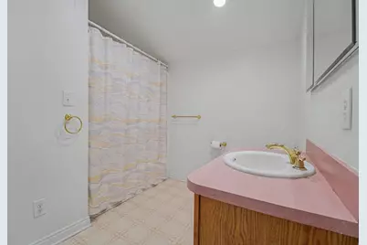 558 W Clarkston, Lake Orion, MI 48362 - Photo 17