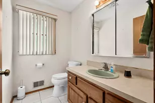 7534 Farmington Ave, Kalamazoo, MI 49009 - Photo 17