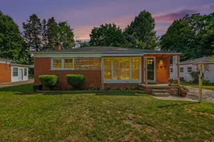 138 Pleasant Ridge Dr, Saline, MI 48176 - Photo 1