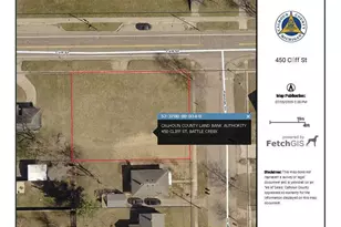 450 Cliff St, Battle Creek, MI 49014 - Photo 1