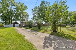 15133 2nd St, Howard City, MI 49329 - Photo 5