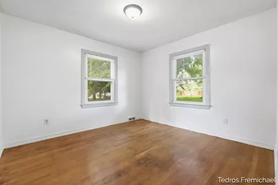 3372 Evert Street NW, Grand Rapids, MI 49534 - Photo 9