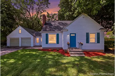 3372 Evert Street NW, Grand Rapids, MI 49534 - Photo 3