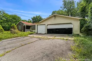 9284 Pine Island Dr NE, Sparta, MI 49345 - Photo 17