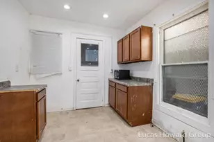 737 Dolbee Ave SE, Grand Rapids, MI 49506 - Photo 11