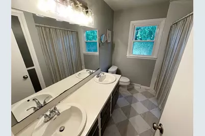 1804 Carlsbrook Lane, Portage, MI 49024 - Photo 13