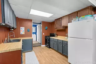 1748 Lakeshore Dr, Muskegon, MI 49441 - Photo 15
