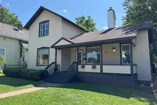 154 Carrier St NE, Grand Rapids, MI 49505 - Photo 1