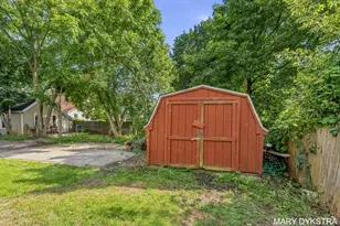 823 Prospect Ave NE, Grand Rapids, MI 49503 - Photo 33