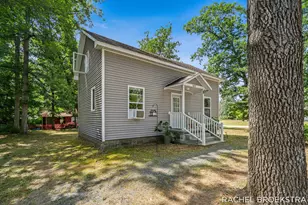 615 6th St, Baldwin, MI 49304 - Photo 3