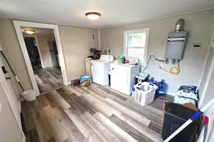 185 Kirkwood Ave, Battle Creek, MI 49037 - Photo 3