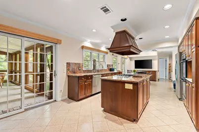 21200 W 13 Mile Road, Beverly Hills, MI 48025 - Photo 5