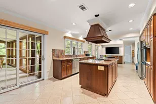 21200 W 13 Mile Rd, Beverly Hills, MI 48025 - Photo 5