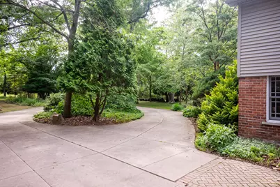 21200 W 13 Mile Road, Beverly Hills, MI 48025 - Photo 43
