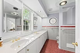 21200 W 13 Mile Rd, Beverly Hills, MI 48025 - Photo 21