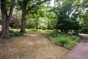 21200 W 13 Mile Rd, Beverly Hills, MI 48025 - Photo 45