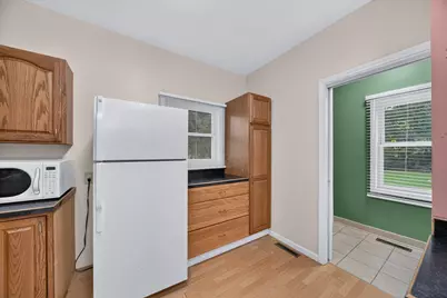 124 E Clinton Street, Hastings, MI 49058 - Photo 11