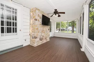 524 3 Mile Rd NE, Grand Rapids, MI 49505 - Photo 25