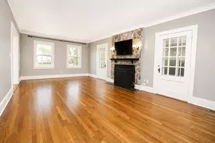 524 3 Mile Rd NE, Grand Rapids, MI 49505 - Photo 5