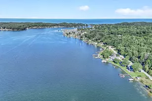 817 E Lake Rd, Pentwater, MI 49449 - Photo 53