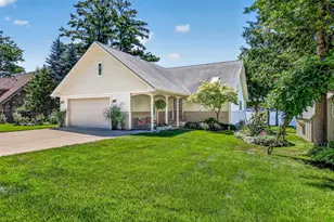 817 E Lake Rd, Pentwater, MI 49449 - Photo 1