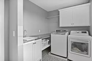 2429 16th Ave SW, Hudsonville, MI 49426 - Photo 25