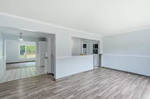 55478 Giddings Ct, Mattawan, MI 49071 - Photo 7