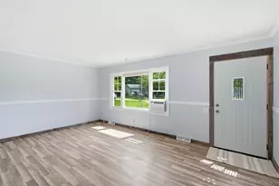 55478 Giddings Ct, Mattawan, MI 49071 - Photo 9