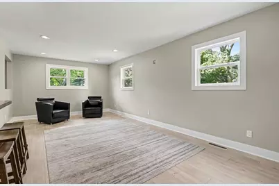 241 Morrison Street, Coloma, MI 49038 - Photo 5