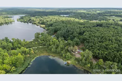 13900 Weeks Drive NE, Greenville, MI 48838 - Photo 27