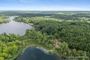 13900 Weeks Dr NE, Greenville, MI 48838 - Photo 27