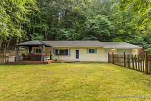 13900 Weeks Dr NE, Greenville, MI 48838 - Photo 1