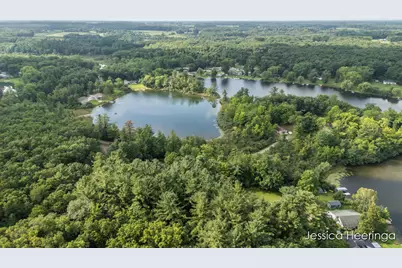 13900 Weeks Drive NE, Greenville, MI 48838 - Photo 33