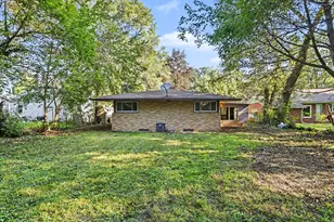 152 Hampton Rd, Benton Harbor, MI 49022 - Photo 15