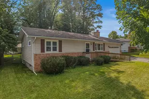 159 Westwood Dr, Hillsdale, MI 49242 - Photo 3