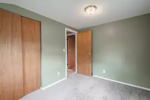 102 Lincolnwood Dr, Battle Creek, MI 49015 - Photo 17