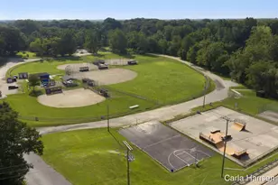305 Crescent St, Watervliet, MI 49098 - Photo 21