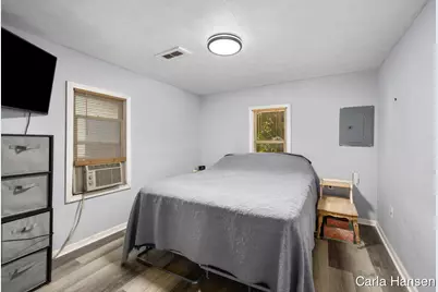 305 Crescent Street, Watervliet, MI 49098 - Photo 11