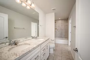 2825 Dillon Dr, Ann Arbor, MI 48105 - Photo 33