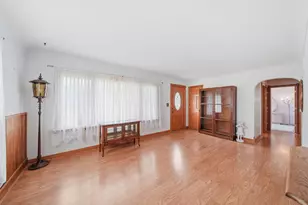 1304 Joseph St, Jackson, MI 49202 - Photo 7