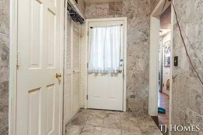 281 N Main Street, Casnovia, MI 49318 - Photo 15