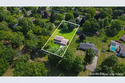 1562 W Ellis Avenue, Belding, MI 48809 - Photo 27