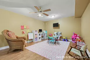 1562 W Ellis Ave, Belding, MI 48809 - Photo 21