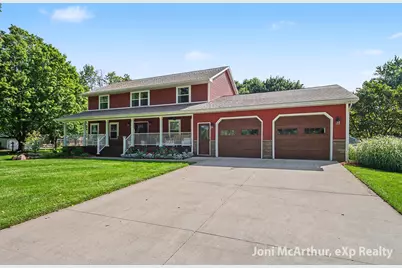1562 W Ellis Avenue, Belding, MI 48809 - Photo 3